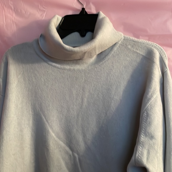 EL Daws 💯 Light Blue 2 Ply Turtleneck Cashmere Sweater.Size XL. NWOT🔺FIRM🔺 - Picture 2 of 5
